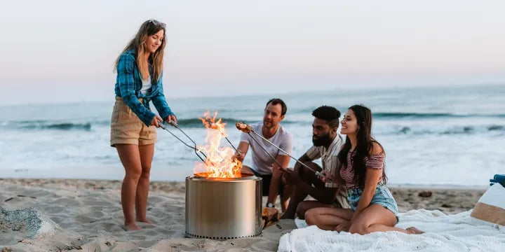 Solo Stove Ragner füstmentes tűzrakó a tengerparton