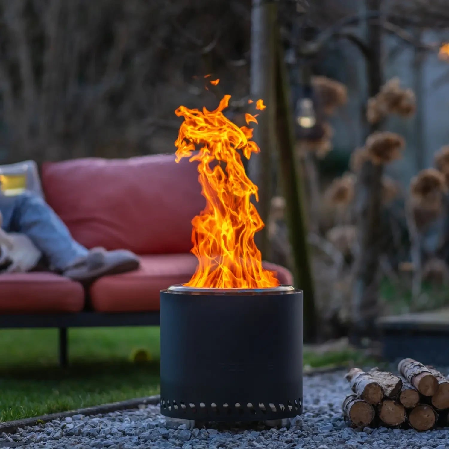 Volcano Pellet Fire Pit Large – Matte Black