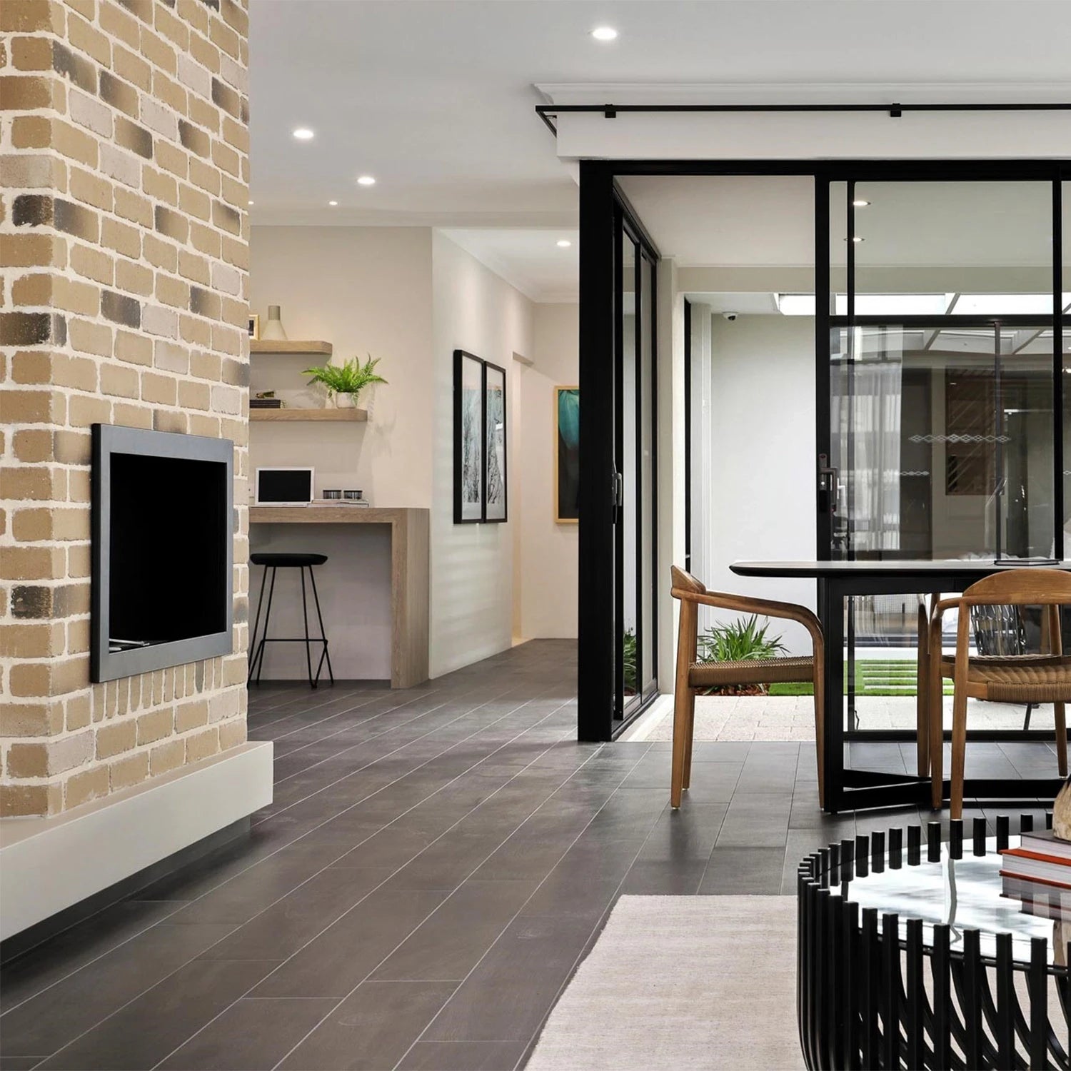 Icon Fires Slimline Firebox SFB1350 - fekete