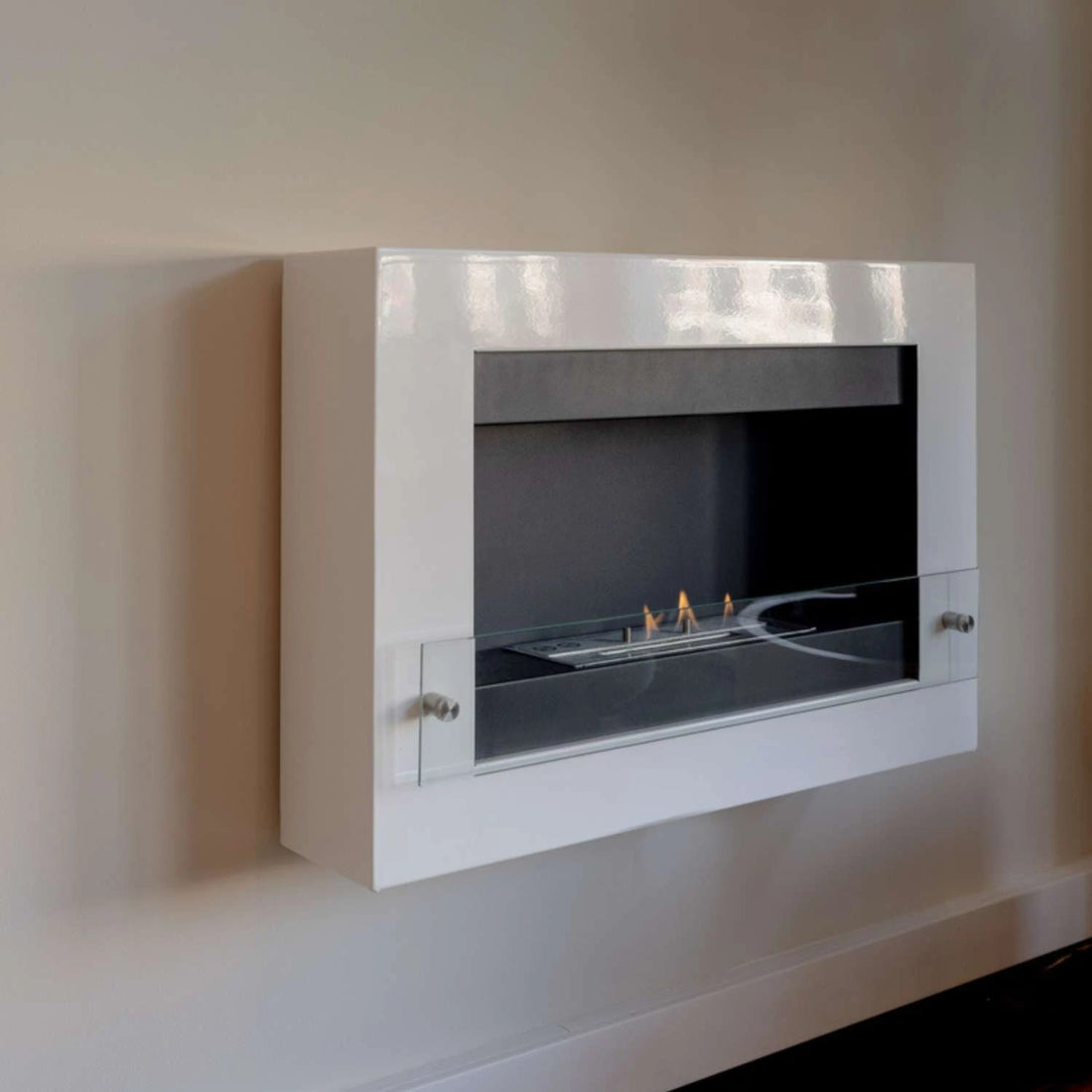 Nebraska White - Wall Mounted Biofireplace