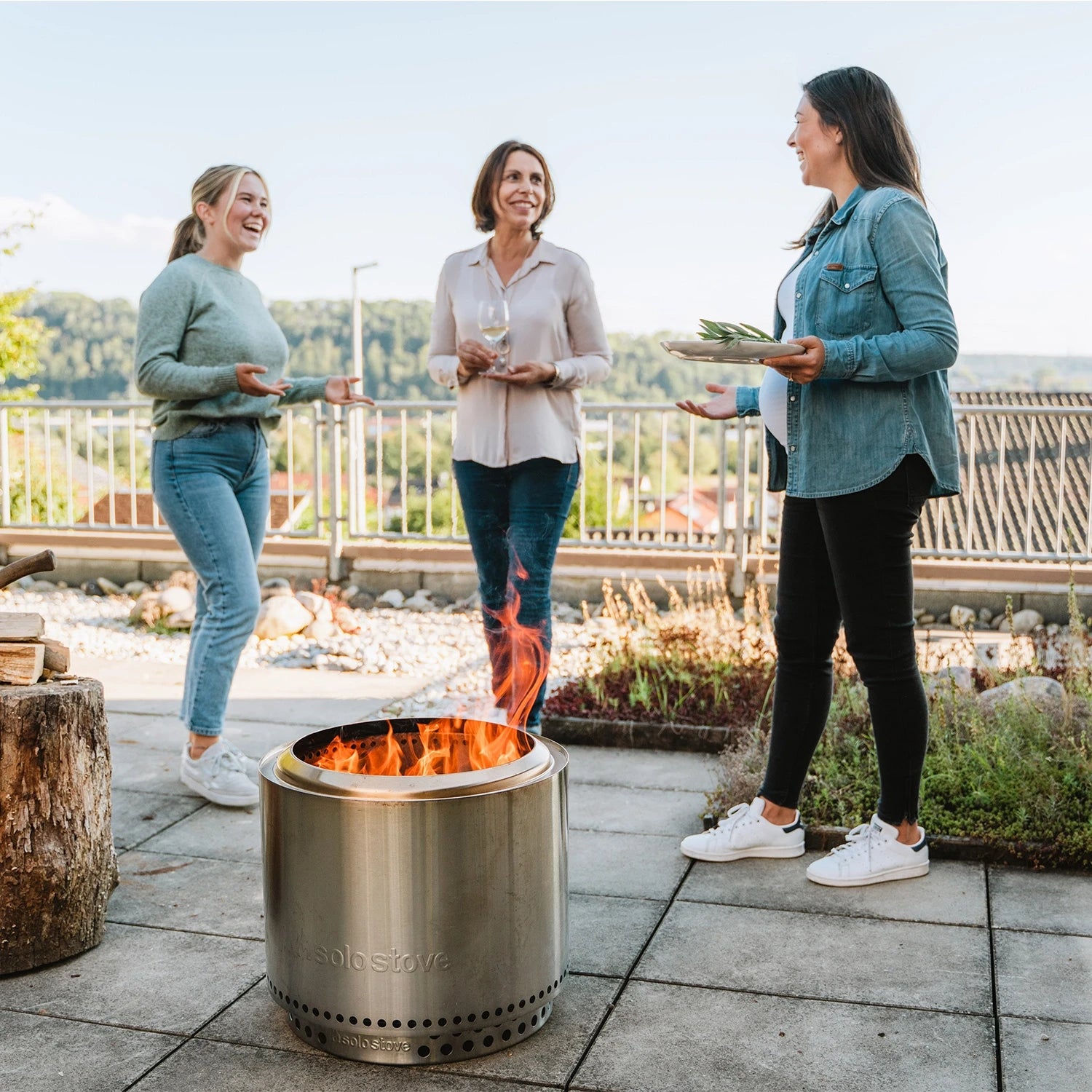 Bonfire + Stand 2.0 Smokeless Fire Pit