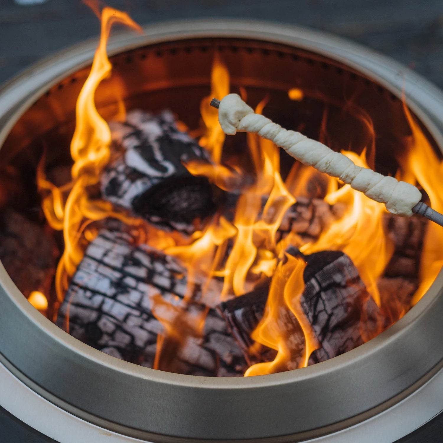 Yukon + Stand 2.0 Smokeless Fire Pit