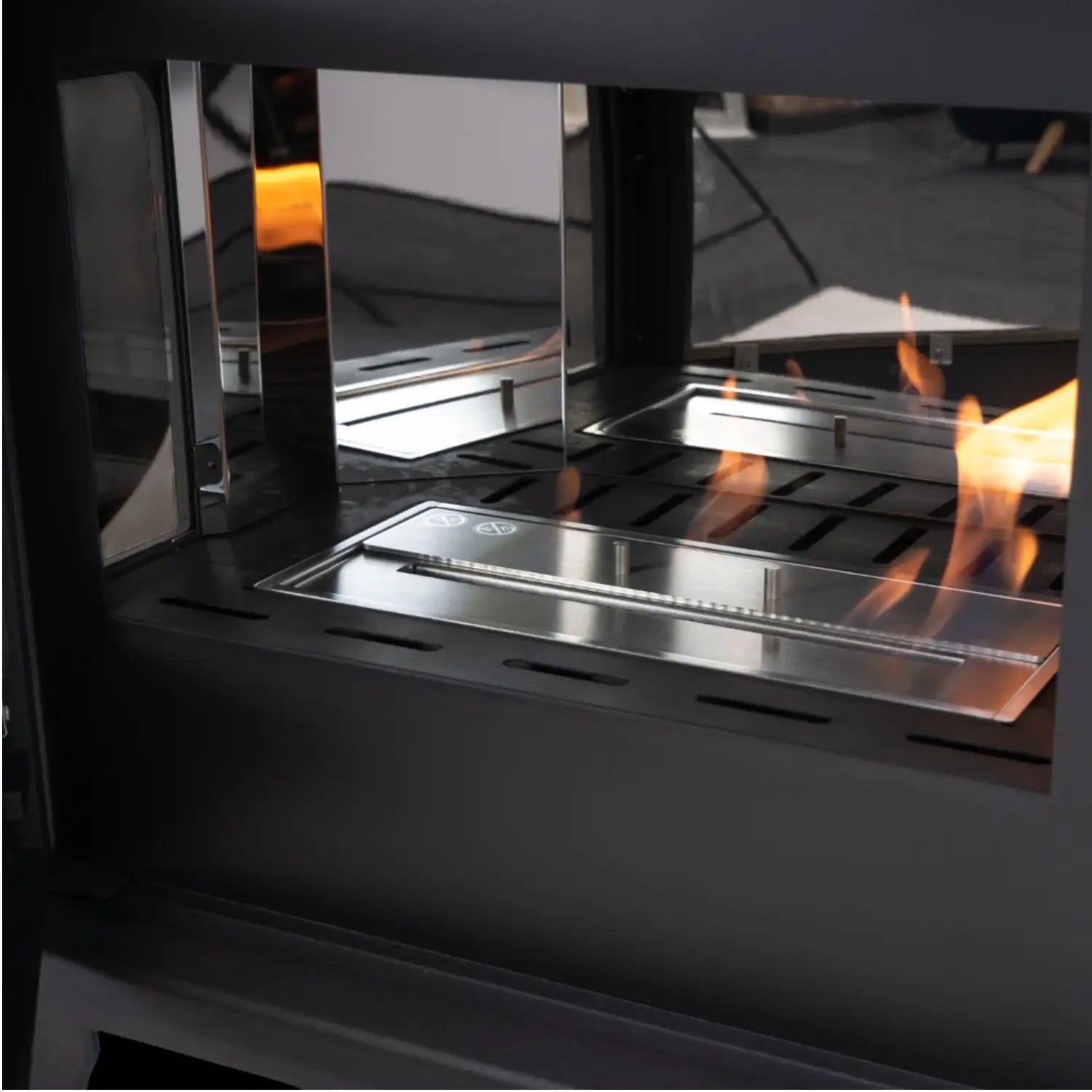 Victoria 85 - Freestanding Bioethanol Fireplace in Cast Iron